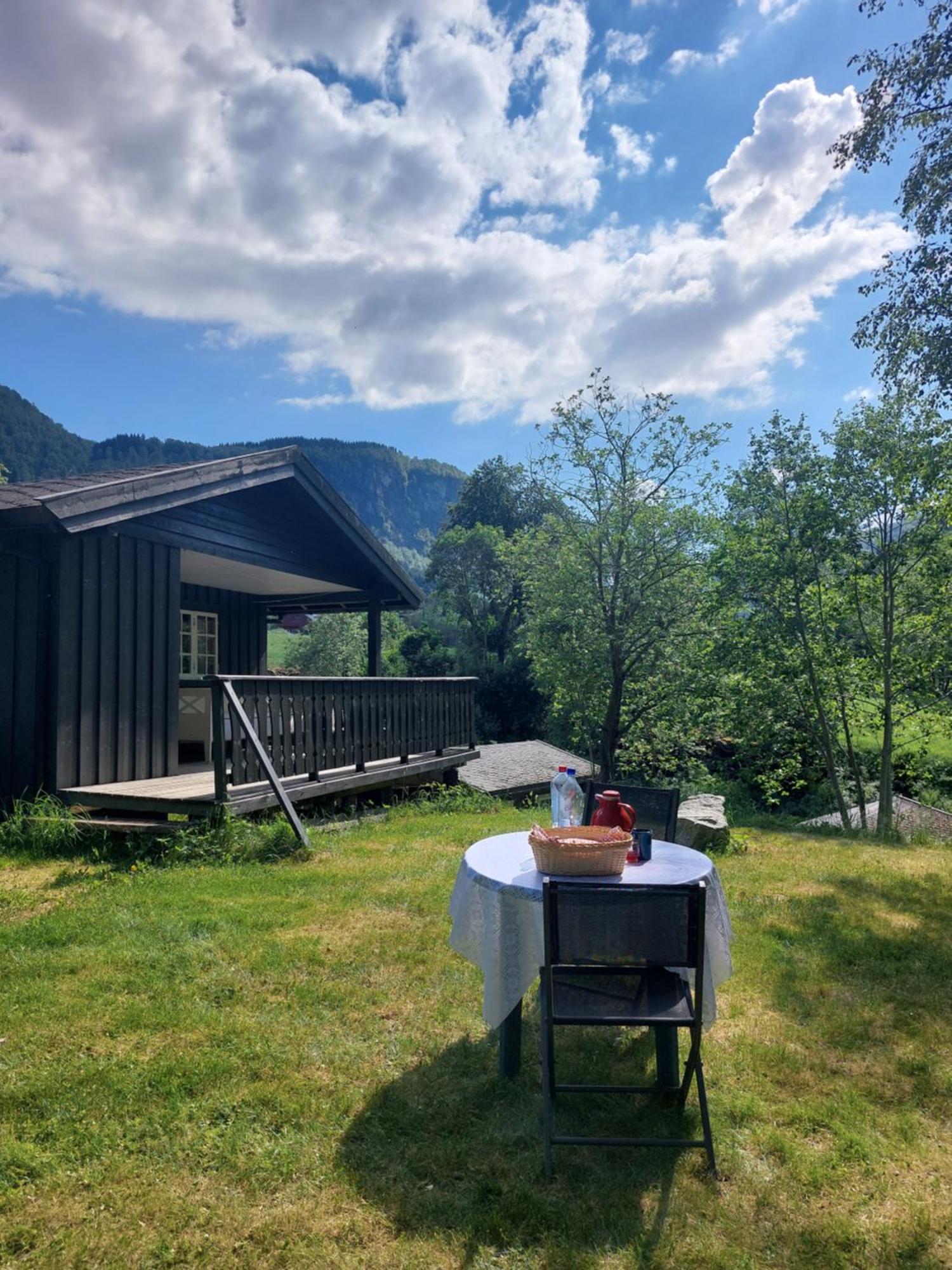 Eidsdal Camping Og Feriehus Kültér fotó