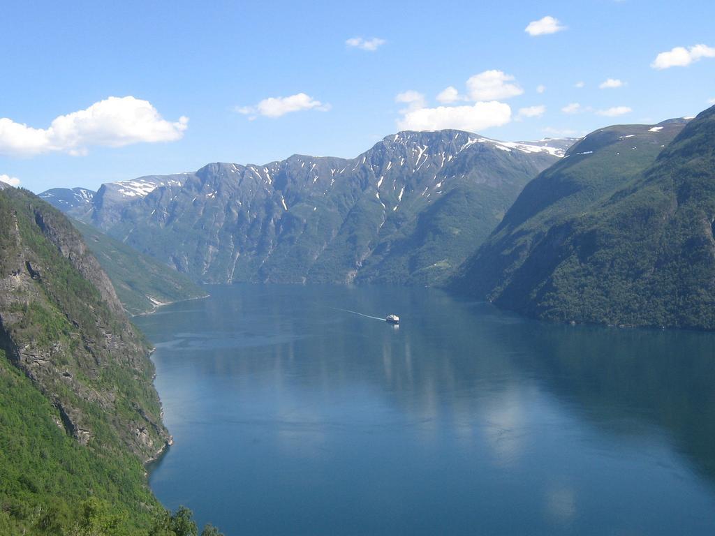 Eidsdal Camping Og Feriehus Kültér fotó